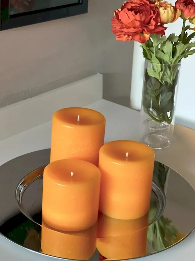 Premium Serisi Kokulu Sarı Silindir Mum - Görsel 2