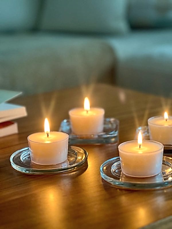 4'lü Kapsül Beyaz Mum