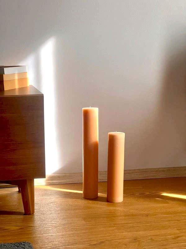 İnce Silindir Krem Mum